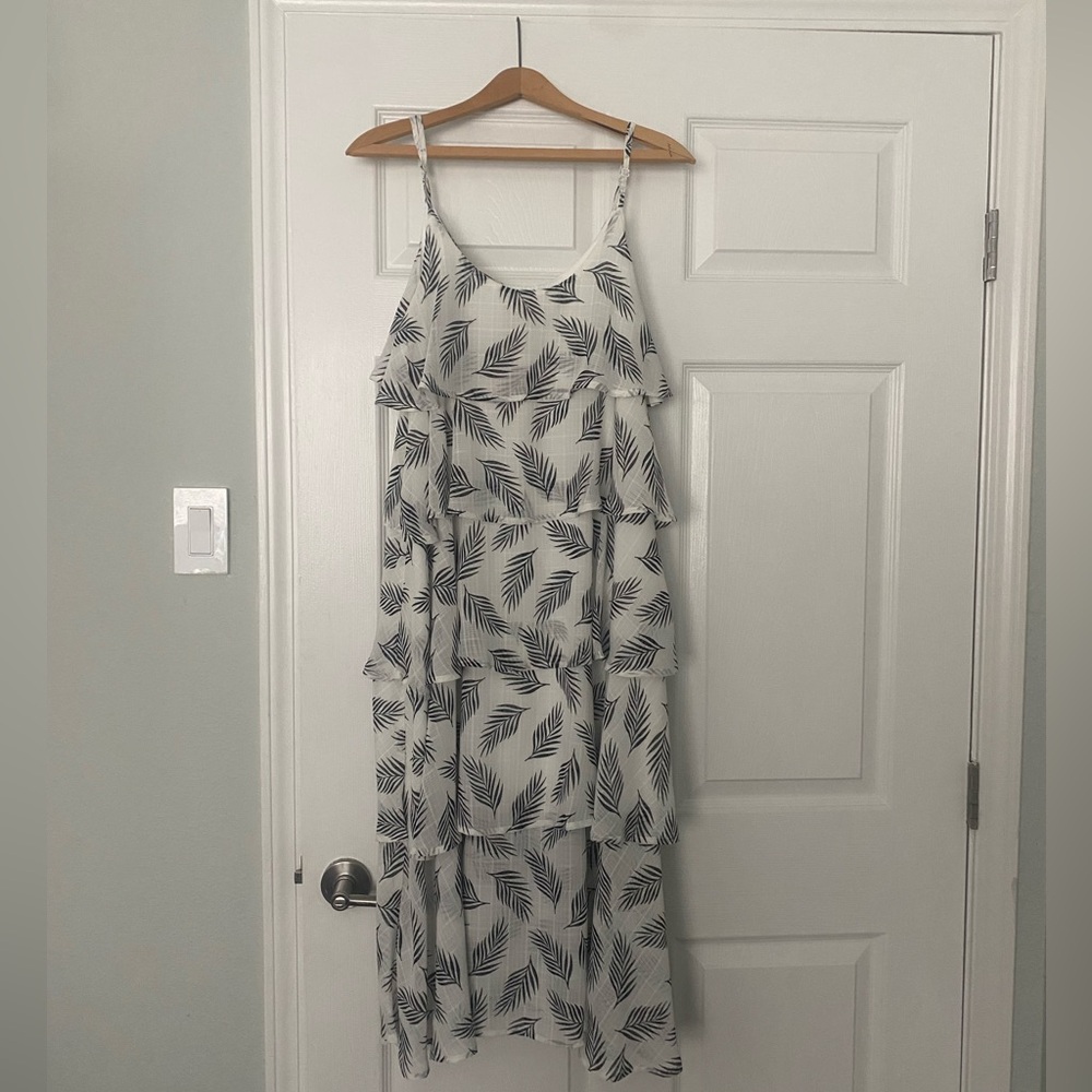 Patrizia Luca Black and White Leaf Dress